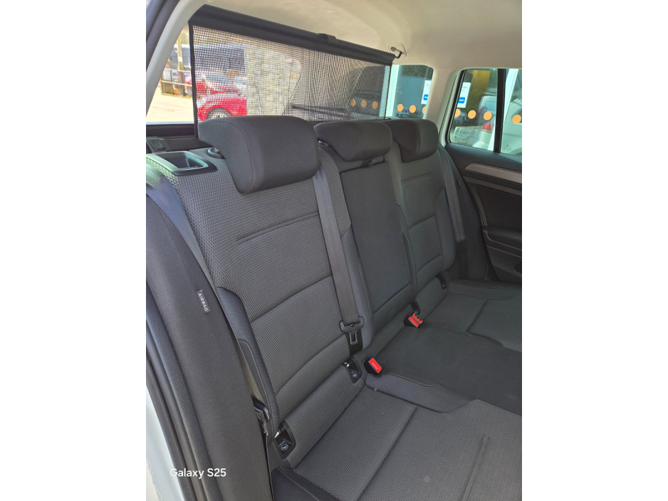 2017 Volkswagen Golf - image 23