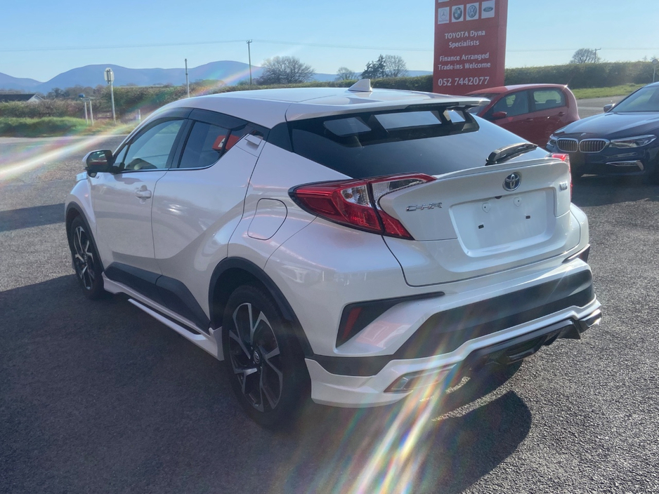 2017 Toyota C-HR - image 5