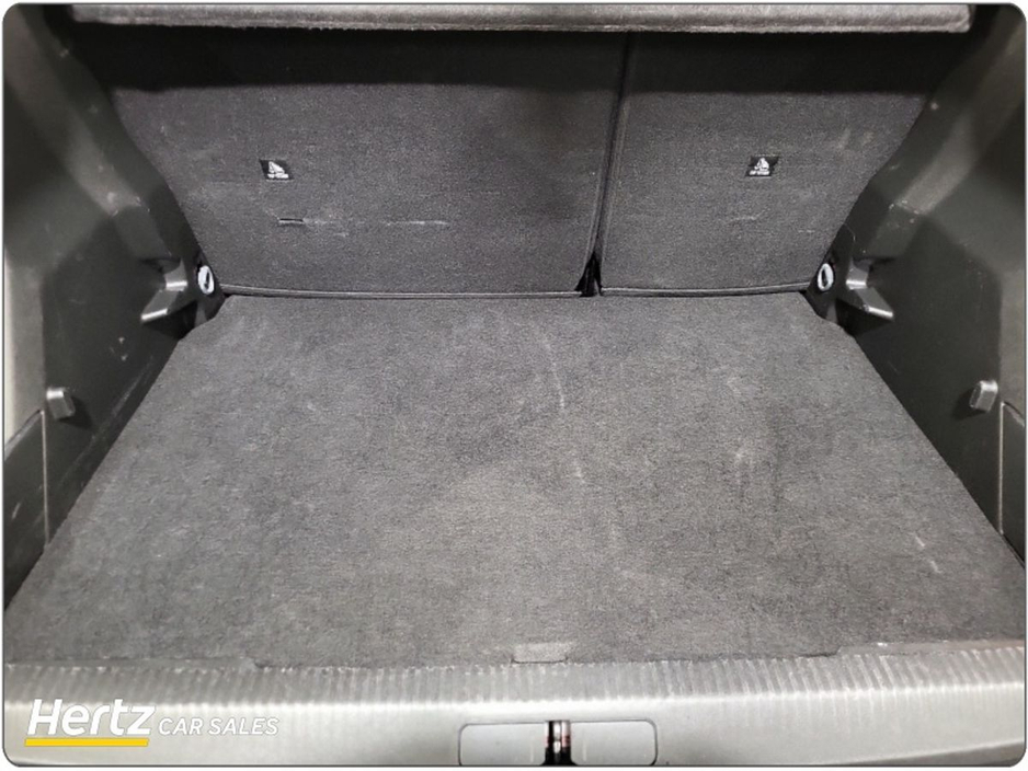 2023 Peugeot 2008 - image 18