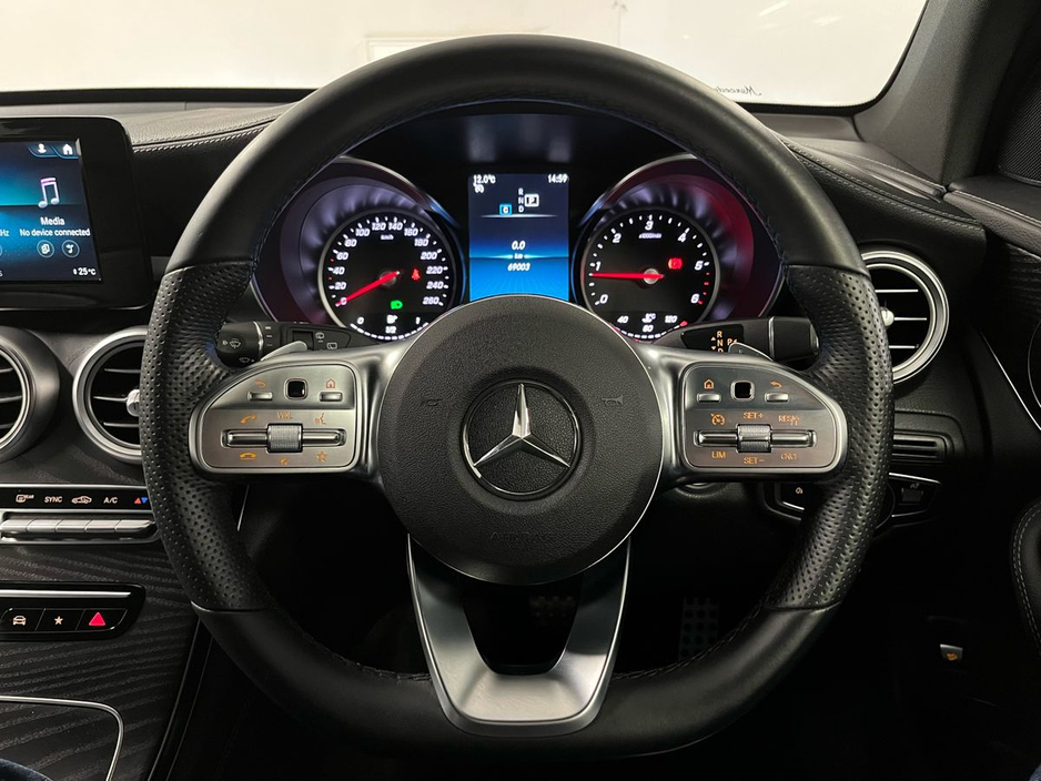 2021 Mercedes-Benz GLC Class - image 17