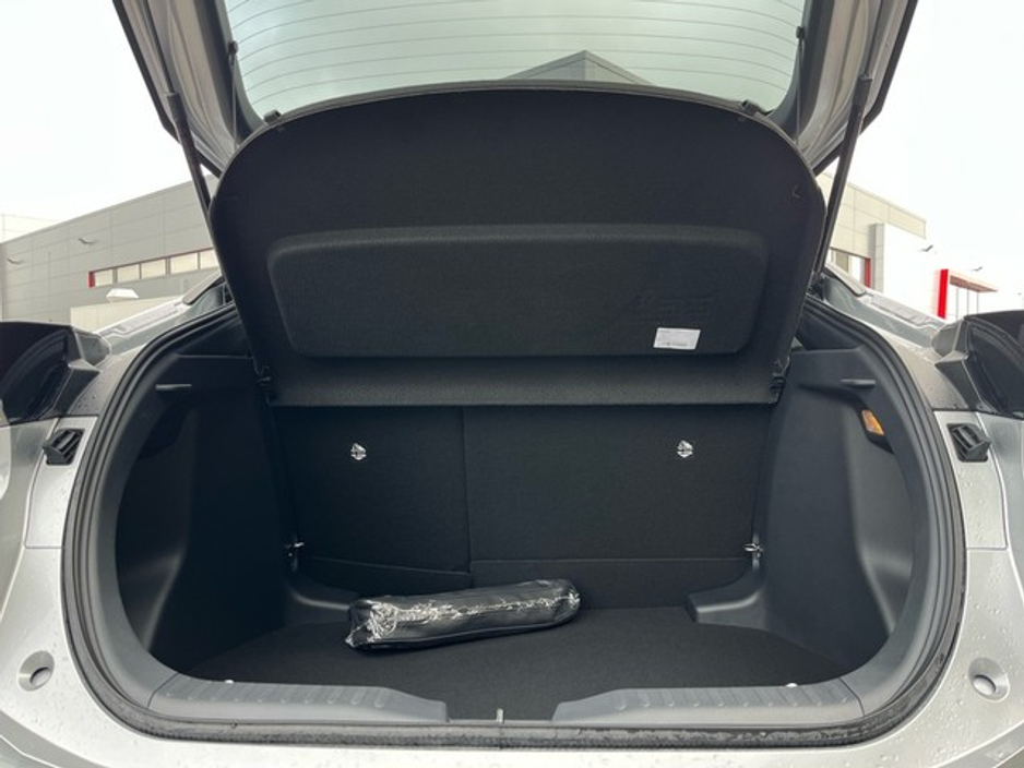 2025 Toyota C-HR C-HR HYBRID SPORT 1.8 €41,450