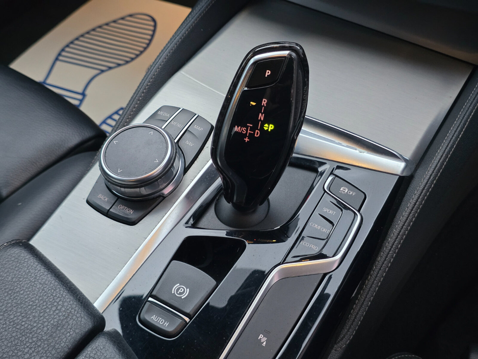 2018 BMW 5 Series 520d M Sport €27,950