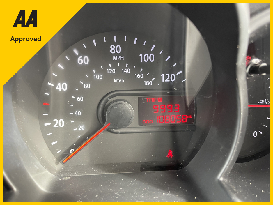 2011 Kia Picanto - image 4