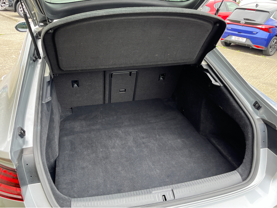 2018 Volkswagen Arteon - image 8