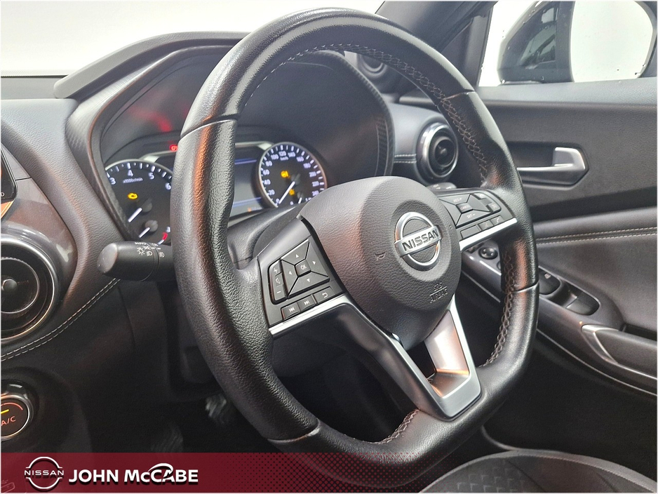 2022 Nissan Juke - image 18