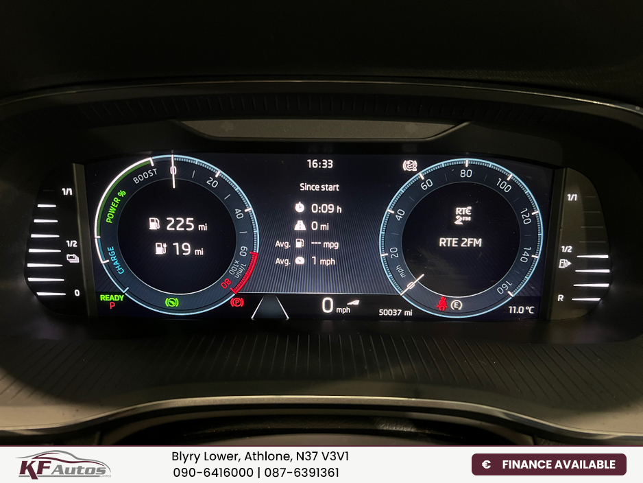 2023 Skoda Octavia - image 24