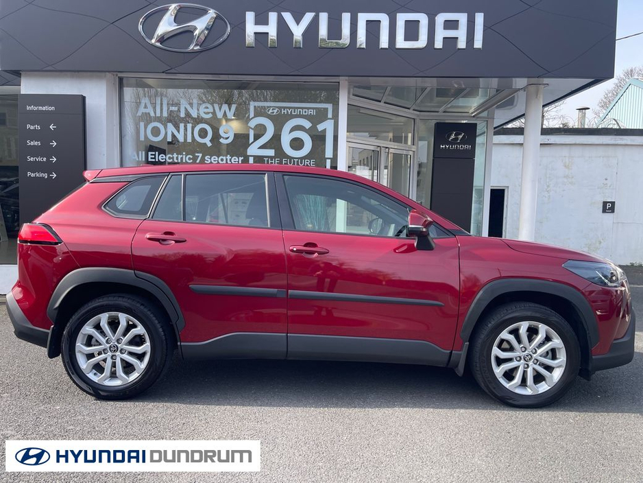 2023 Toyota Corolla - image 3