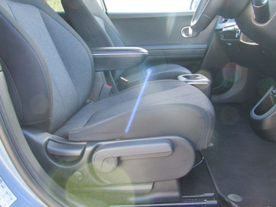 2022 Hyundai Ioniq 5 - image 13