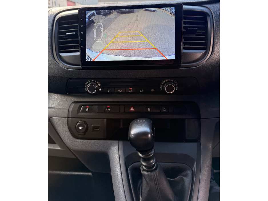 2022 Opel Vivaro - image 15