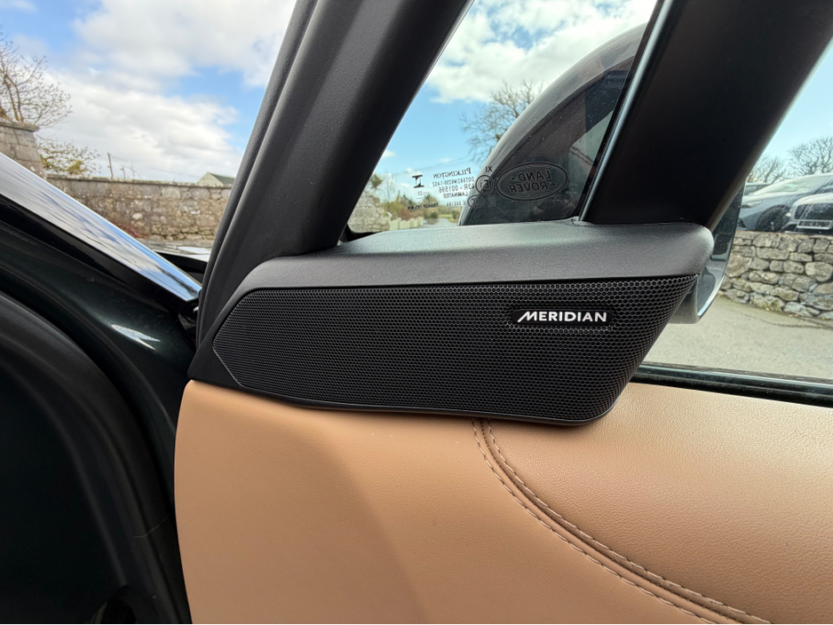 2023 Land Rover Range Rover - image 21