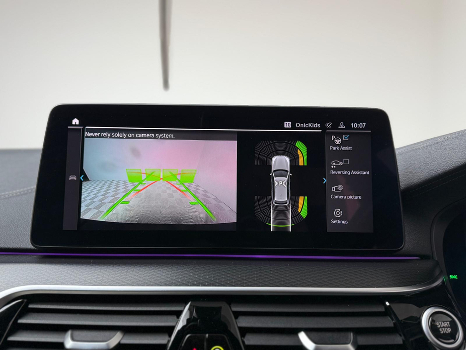 2020 BMW 5 Series 530E M SPORT €31,990