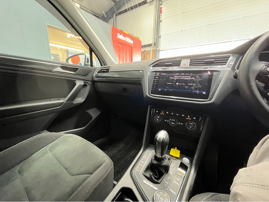 2019 Volkswagen Tiguan - image 18