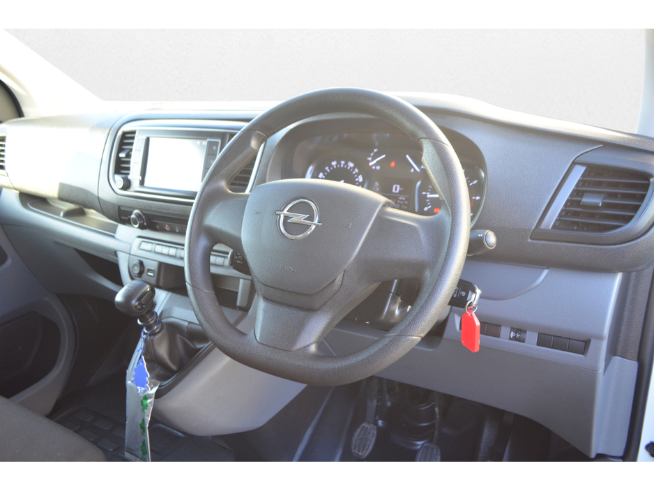 2022 Opel Vivaro L2H1-1.5 100PS-6SP MAN 100PS-DIE-6SP 5DR €18,995