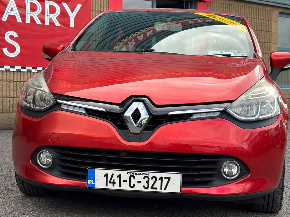 2014 Renault Clio - image 3