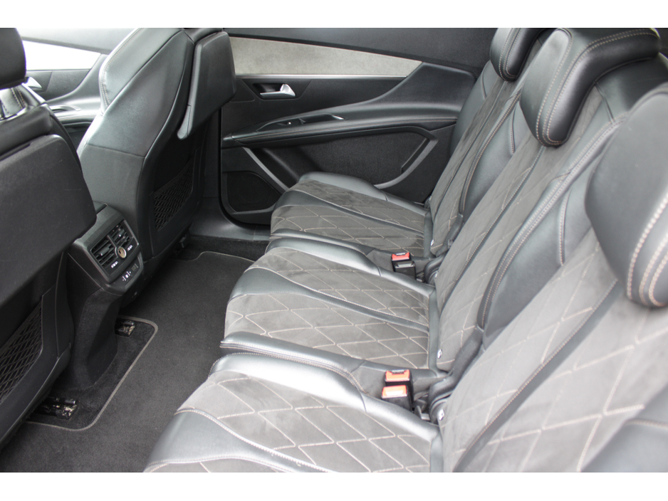 2019 Peugeot 5008 - image 23