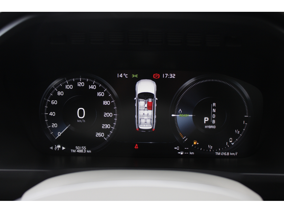 2019 Volvo XC90 - image 12