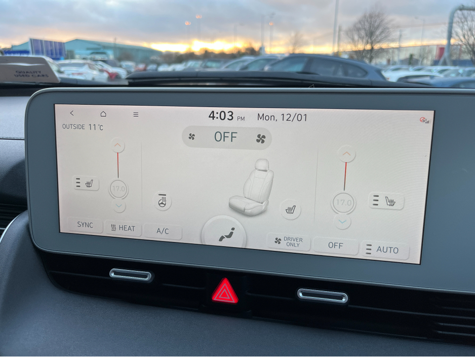 2023 Hyundai Ioniq 5 EXECUTIVE 58KW //HEATED SEATS AND STEERING WHEEL//ADAPTIVE CRUISE CONTROL//WIRELESS PHONE CHARGING// €24,950