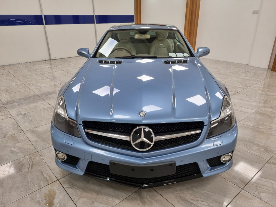 2010 Mercedes-Benz SL Class - image 13