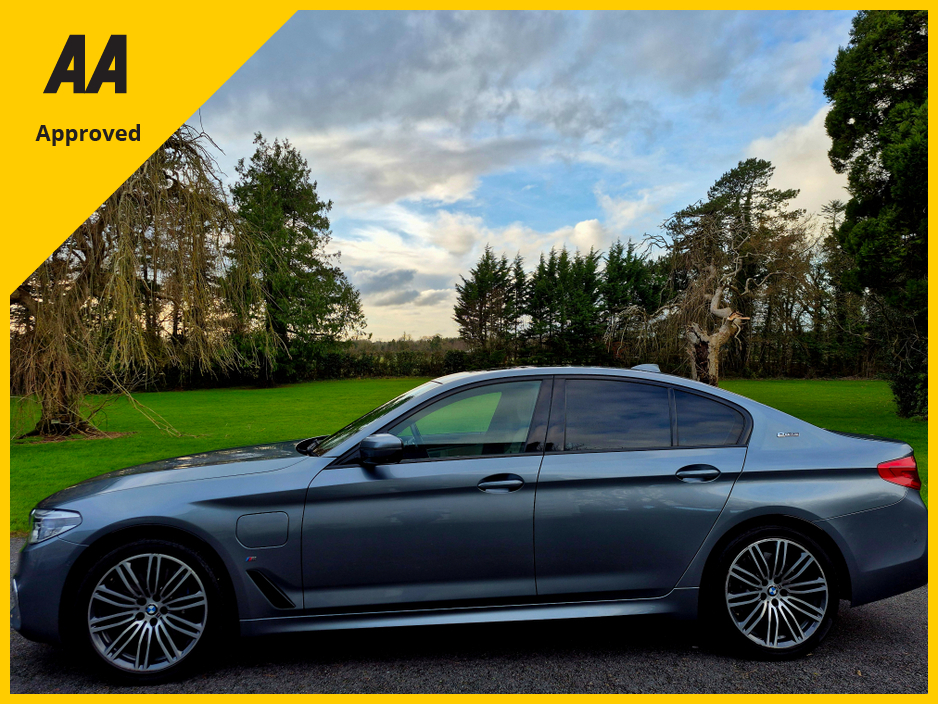 2019 BMW 5 Series 530E+M-Sport+Sunroof+Warranty) €26,995