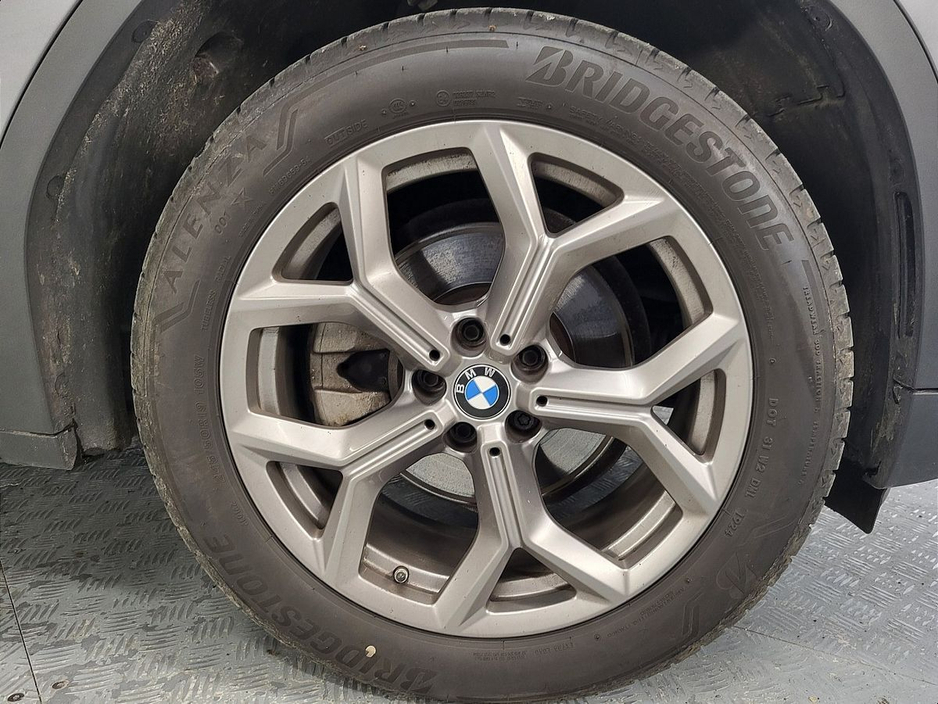 2024 BMW X3 - image 14