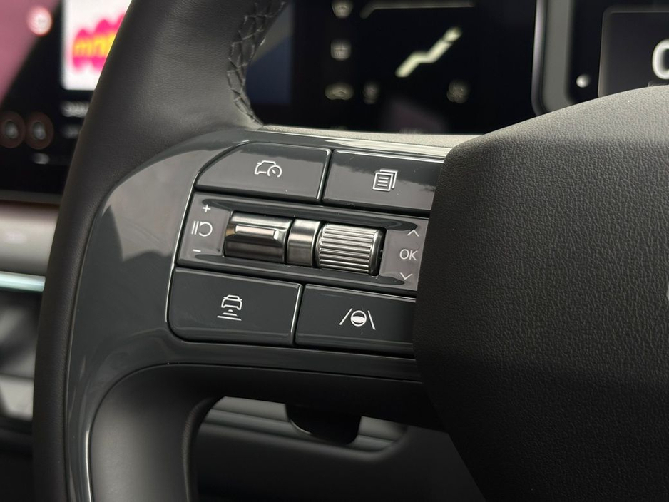 2026 Kia EV9 - image 13