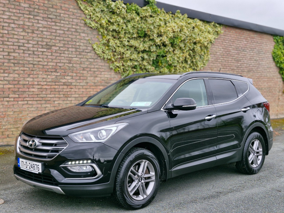 2017 Hyundai Santa Fe - image 3