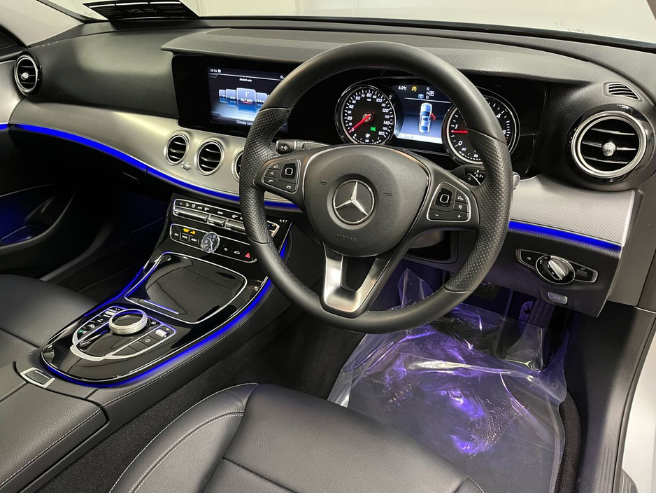 2017 Mercedes-Benz E Class 220d Avantgarde - 17 Inch Alloys - Reversing Camera - Panoramic Sunroof - Ambient Lighting - Sat Nav - Climate Control - Electric Heated Memory Seats - Keyless Start - Auto Lights/Wipers