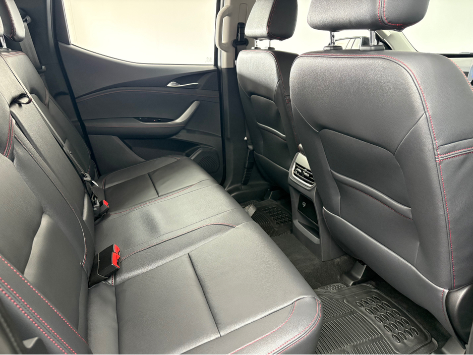 2026 Maxus T 60 - image 10