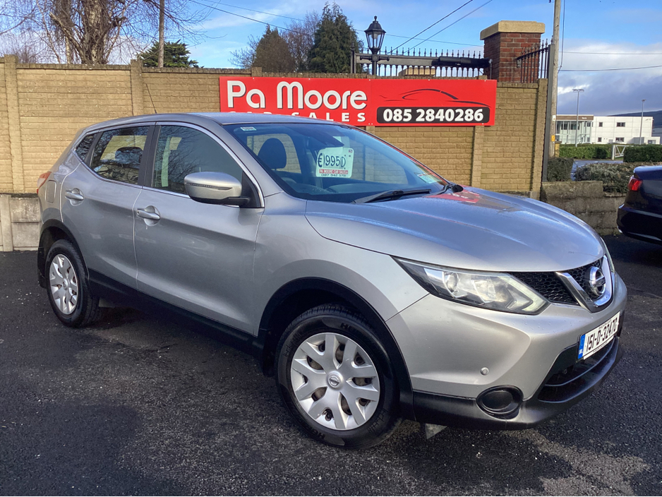 2015 Nissan Qashqai * 1.5 DIESEL €9,950