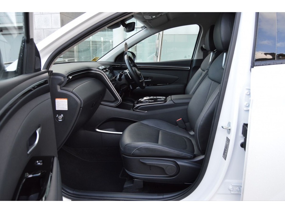 2024 Hyundai Tucson 2WD Executive HEV Auto, Low Mileage €37,995