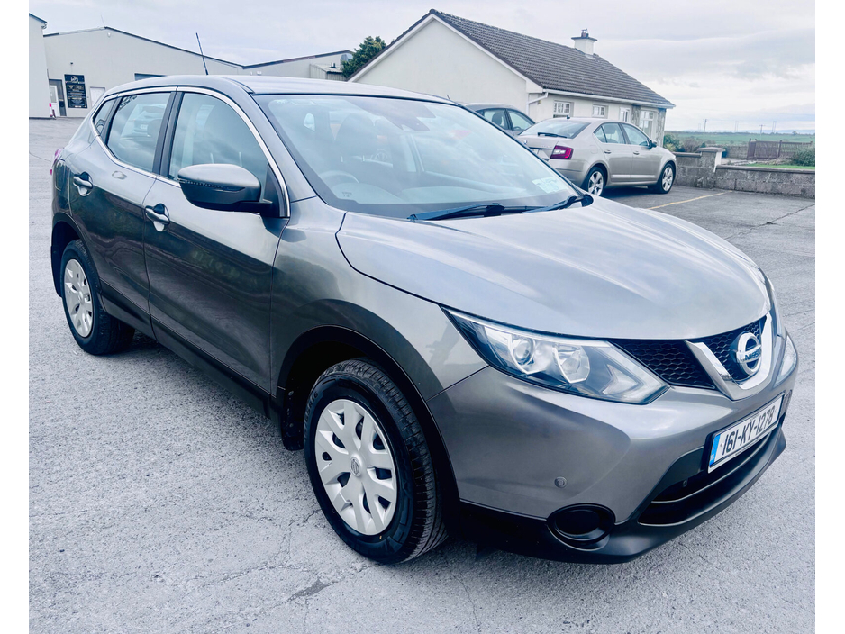 2016 Nissan Qashqai - image 6