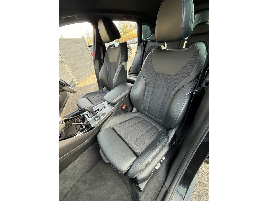 2020 BMW X3 - image 15