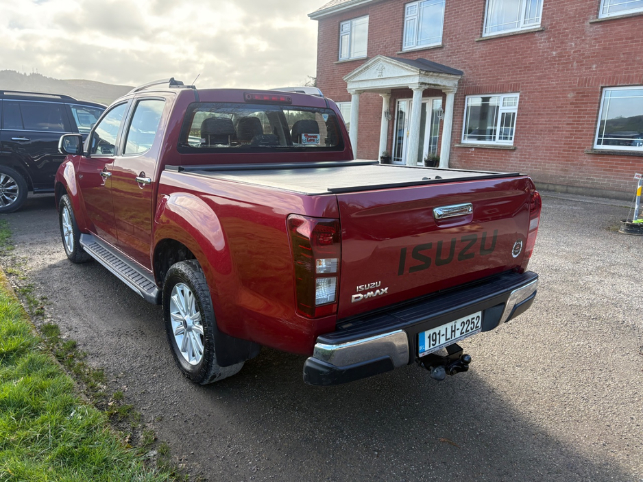 2019 Isuzu D-MAX - image 6