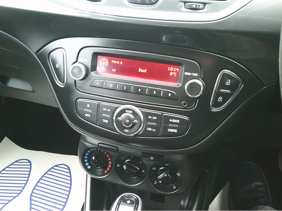 2019 Opel Corsa - image 11