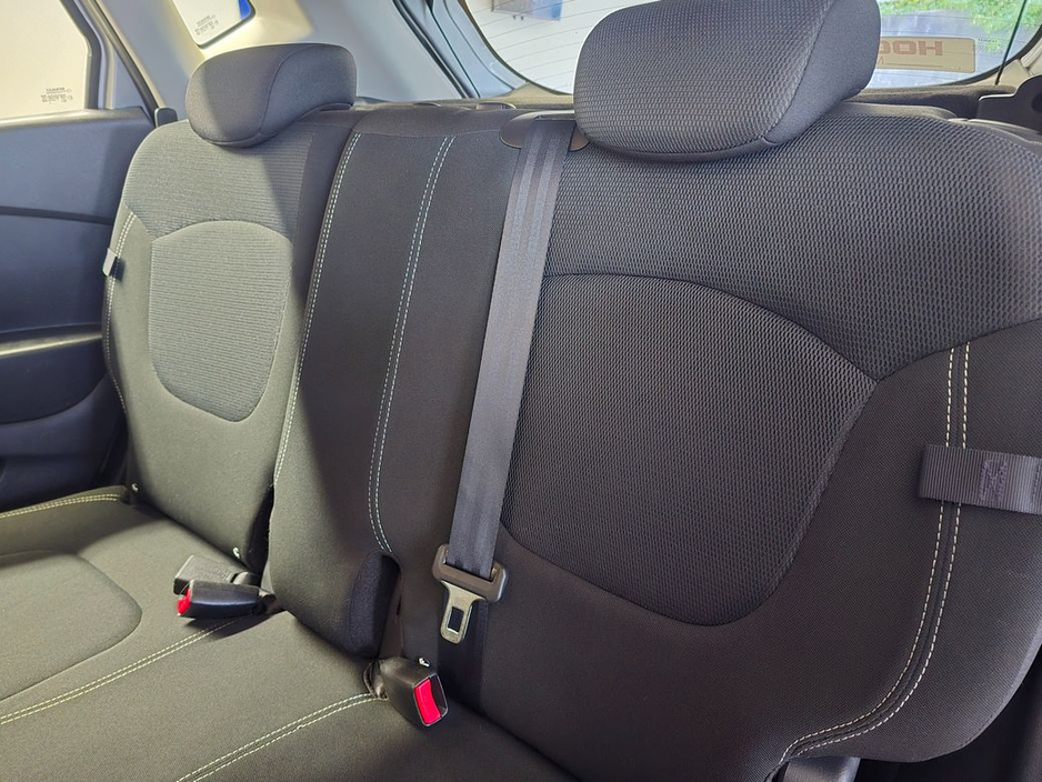 2019 Renault Captur - image 10