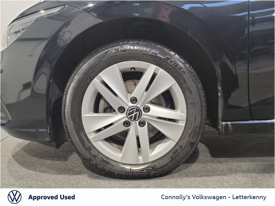 2024 Volkswagen Golf 2.0 TDI 115HP Life €29,450