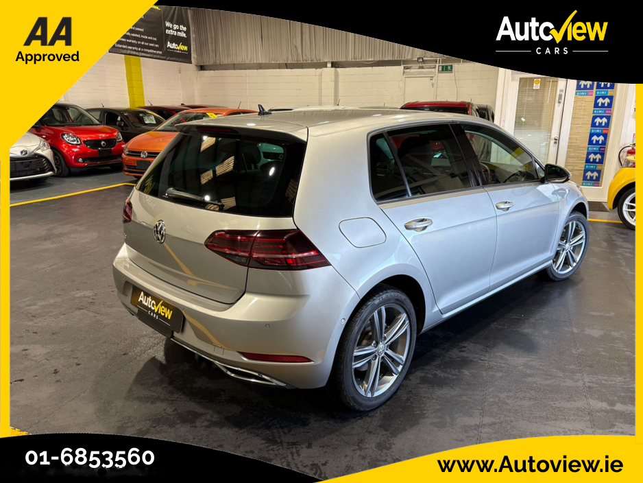 2020 Volkswagen Golf - image 10