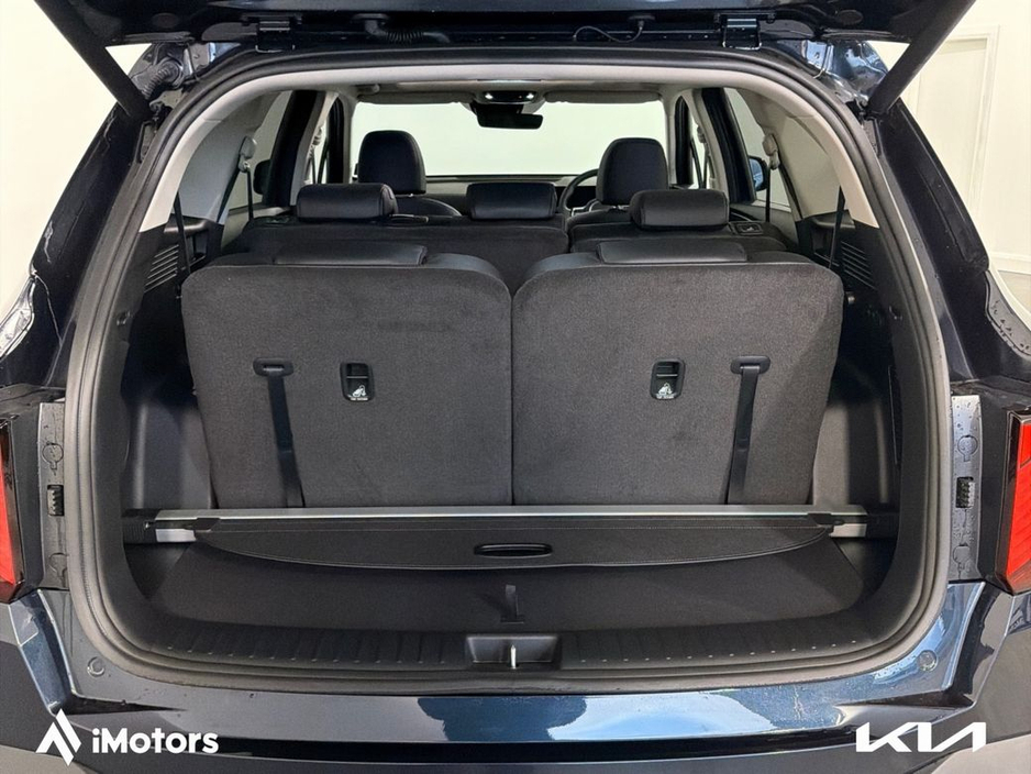 2026 Kia Sorento - image 15