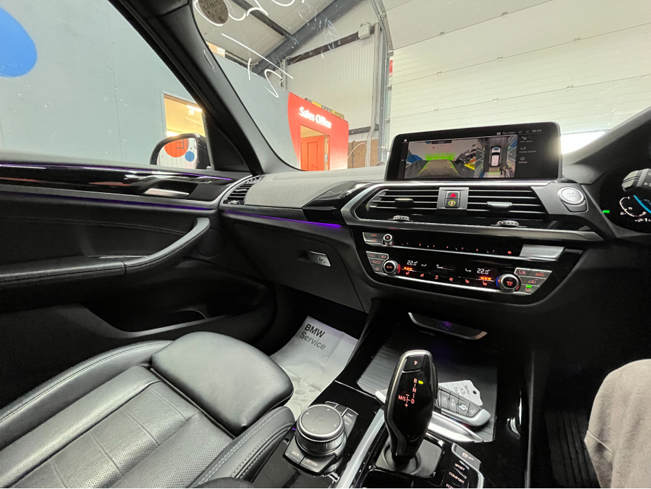 2021 BMW X3 - image 24