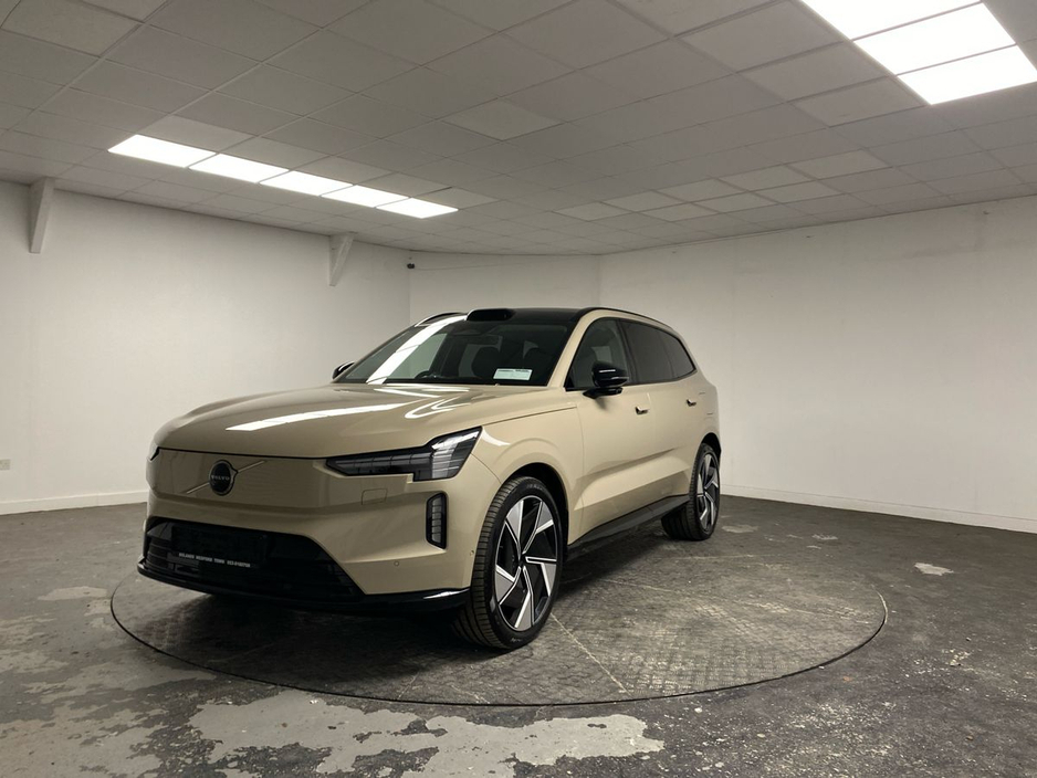 2026 Volvo EX90 - image 8