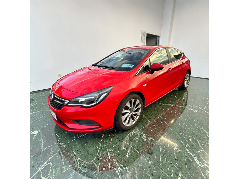 2016 Vauxhall Astra - image 13
