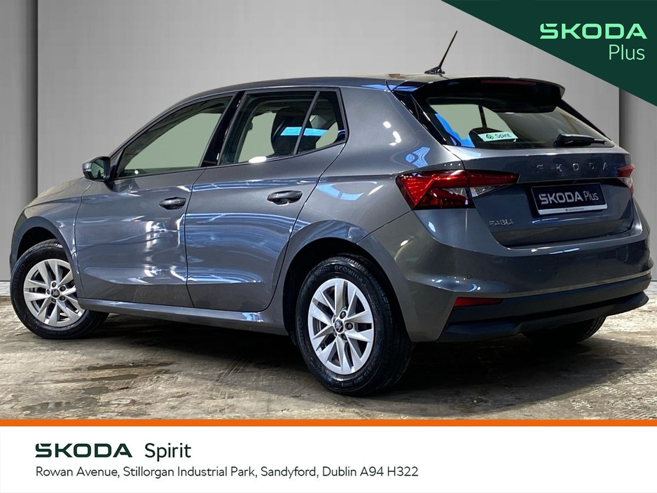 2025 Skoda Fabia - image 3