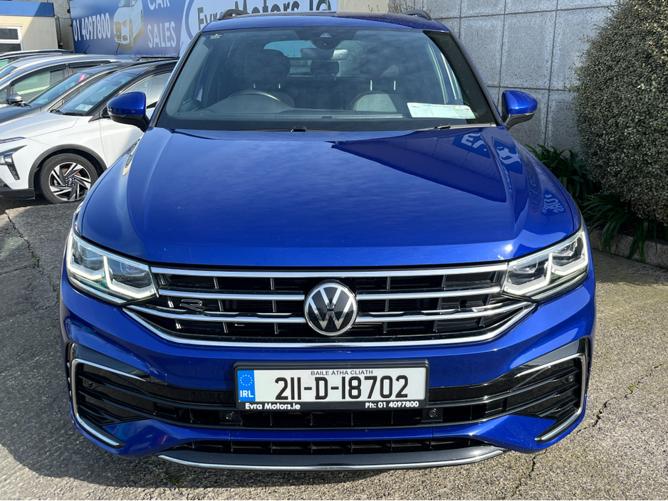 2021 Volkswagen Tiguan - image 2