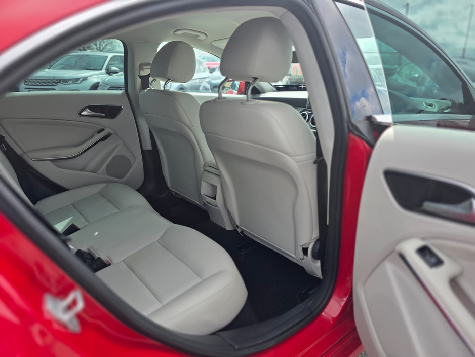 2014 Mercedes-Benz CLA Class - image 17