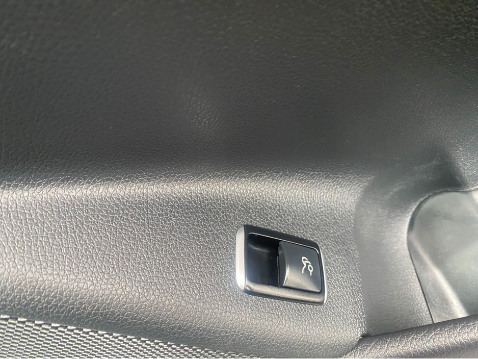 2015 Mercedes-Benz CLA Class - image 24