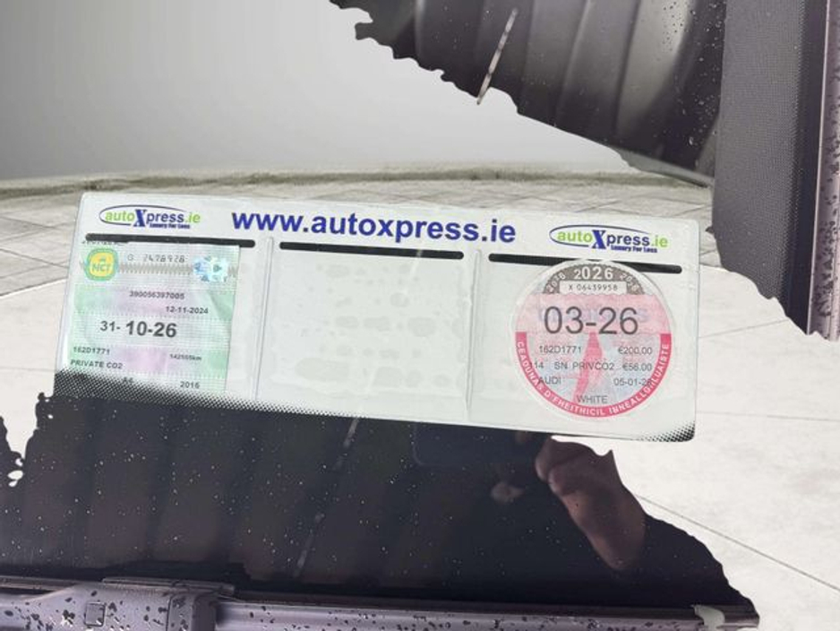 2016 Audi A4 - image 28