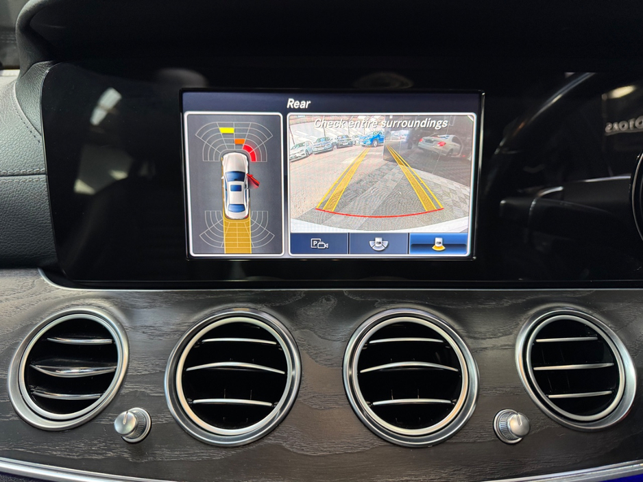 2016 Mercedes-Benz E Class - image 19