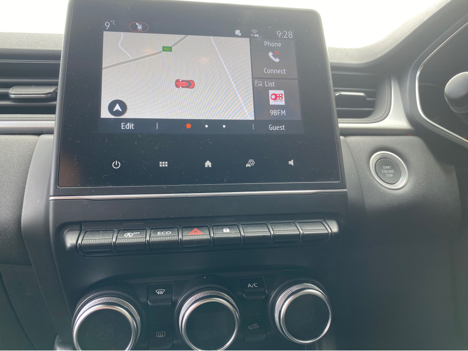 2022 Renault Captur - image 6