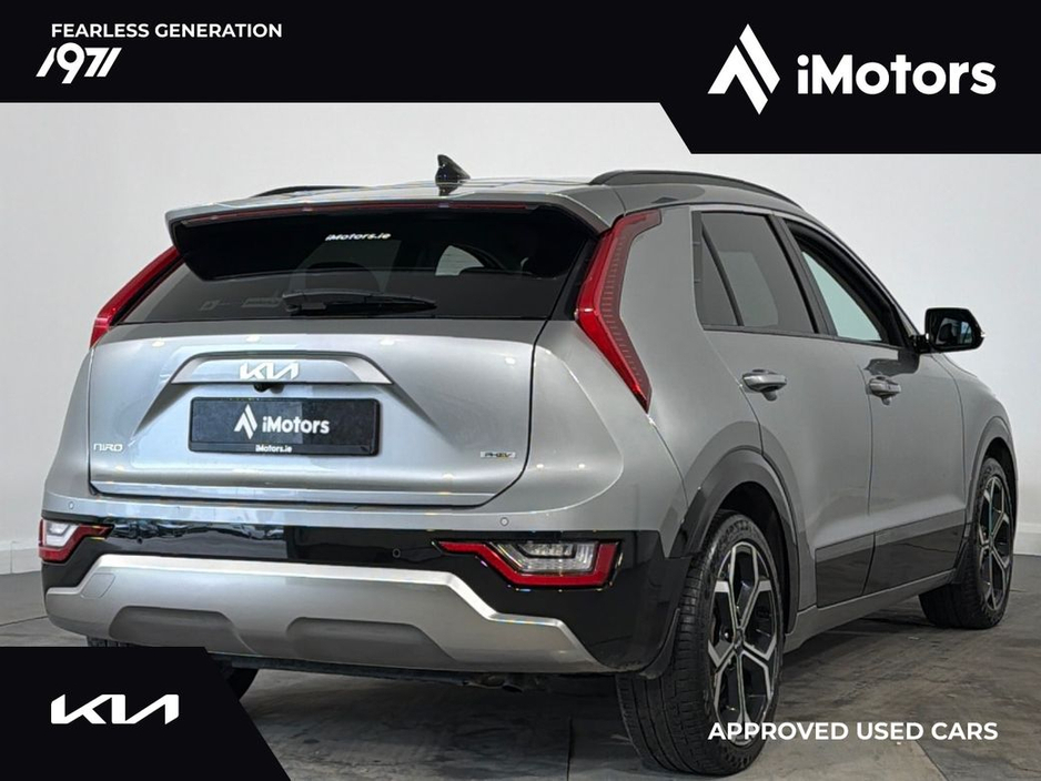 2023 Kia Niro - image 3