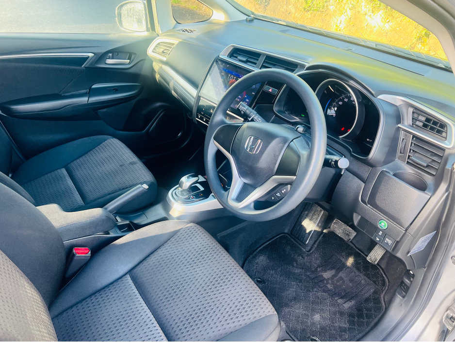 2019 Honda Fit ALLOYS // REVERSE CAM // BLUETOOTH €14,900